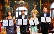Ricardo Villanueva firma alianza con Francia para doble titulación internacional