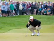Rory McIlroy inicia PGA Championship con ronda de 74 golpes