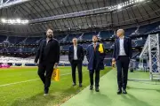 Samuel inicia gira en Suecia visitando estadio