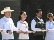 Sheinbaum inaugura hospital en Hermosillo y firma restitución de tierras yaquis