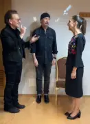 Sheinbaum visita el Street Child World Cup junto a U2