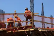 SICT ahora podrá construir hospitales en México
