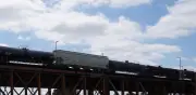 SRE confirma muerte de tres mexicanos en tren en Laredo, Texas