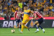 Tigres pone contra las cuerdas a Chivas en el Volcán; caen 3-1