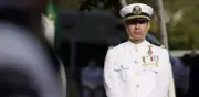 Vicealmirante Farías Laguna denuncia falta de pruebas en su proceso legal