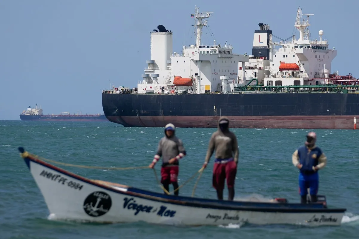 EU flexibiliza sanciones petroleras a Venezuela para aumentar suministro global