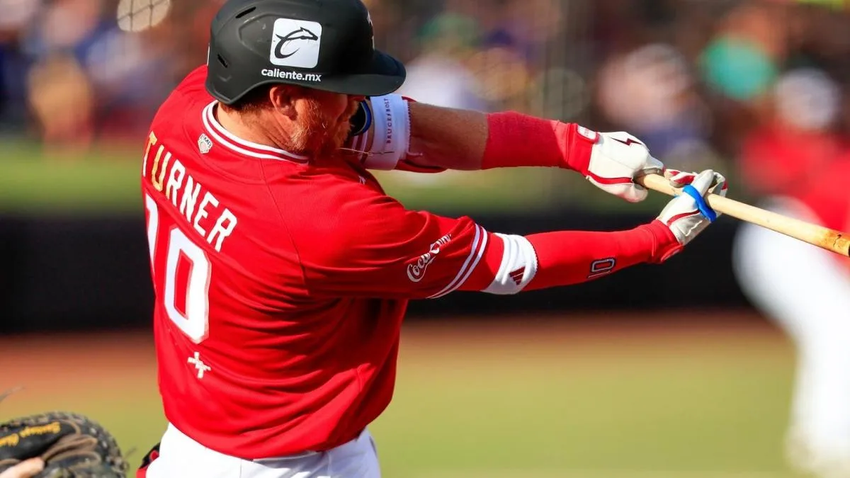 Justin Turner conecta su primer jonrón con Toros de Tijuana
