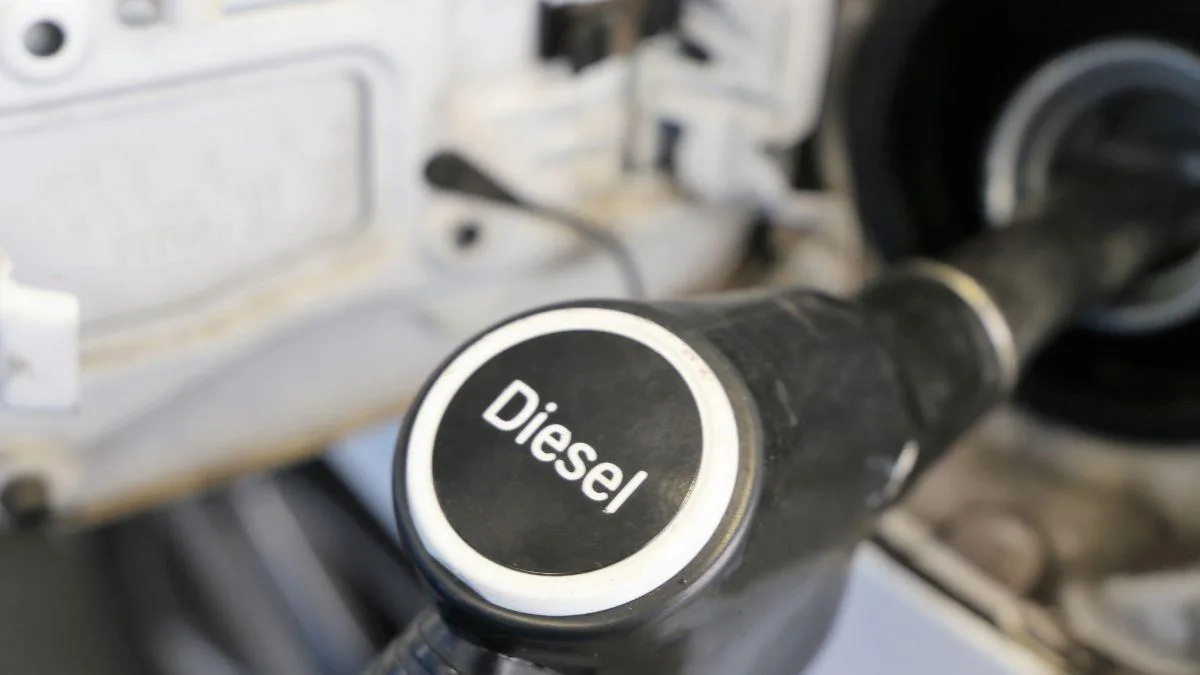 Solo 2 de cada 10 gasolineras venden diésel bajo tope de 28.30 pesos