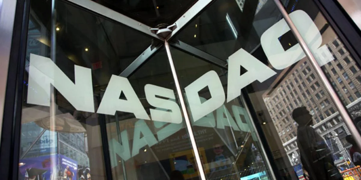 Wall Street cierra con ganancias en primera sesión de abril; Dow Jones sube 0.48%