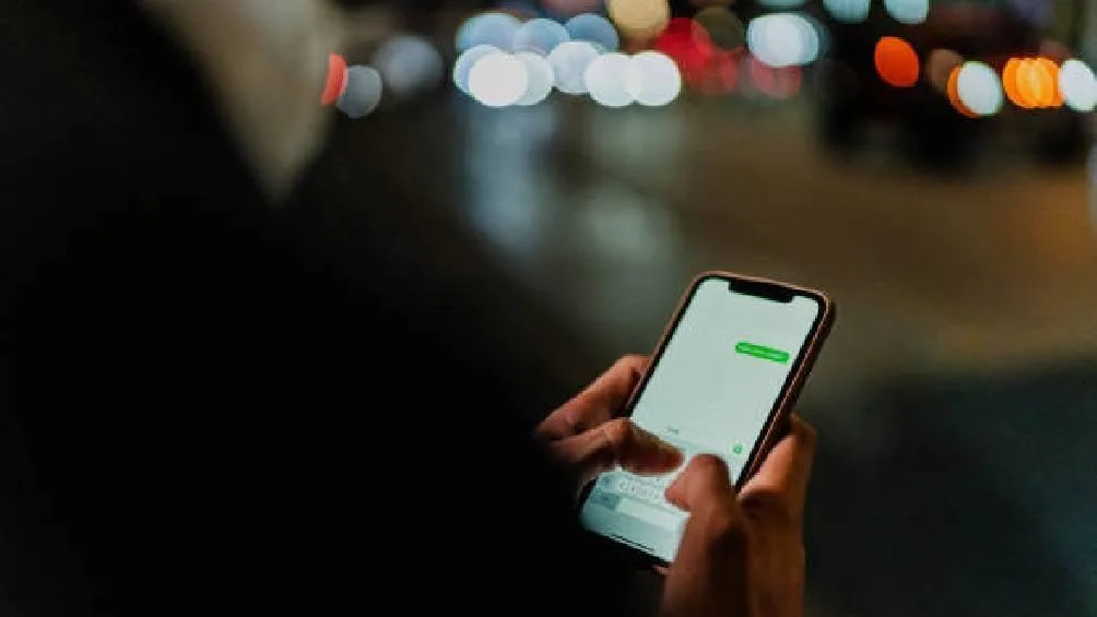 WhatsApp prepara función para chatear con personas sin cuenta en la app
