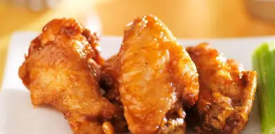 Alitas Buffalo Caseras: Receta Crujiente y Picante para el Mundial