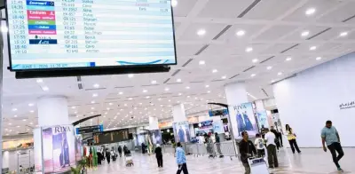 Ataque con drones iraníes en aeropuerto de Kuwait deja heridos y suspende vuelos
