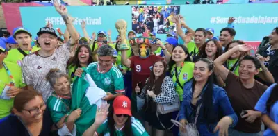 Disfrutemos el Mundial 2026 pese a momentos difíciles: fan enmascarado