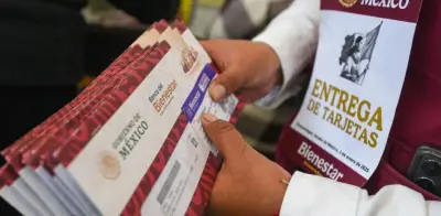 Entrega de tarjetas Bienestar para adultos mayores y mujeres inicia pronto