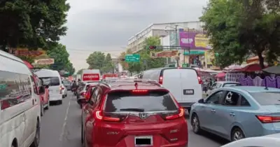 Hoy No Circula miércoles 10 junio 2026: autos con engomado rojo no circulan