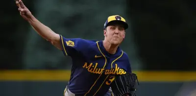 Jacob Misiorowski lanza a 105 MPH y rompe récord en MLB