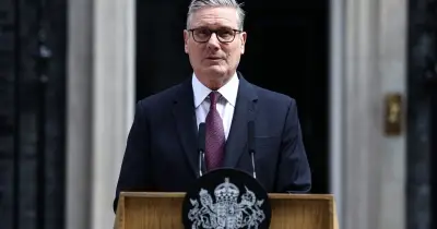 Keir Starmer dimite como primer ministro de Reino Unido tras escándalos y crisis económica