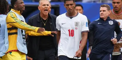 Polémica en el Mundial 2026: regla de cubrirse la boca divide opiniones