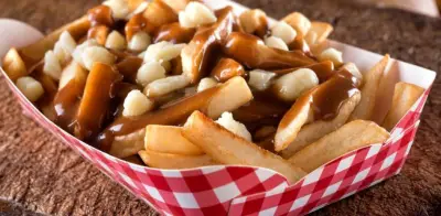 Poutine canadiense: receta fácil para el Mundial
