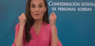 Reina Letizia emociona con discurso en lengua de signos: 