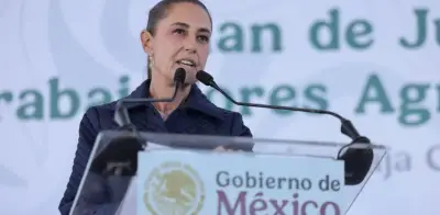 Sheinbaum felicita a los papás en su día y resalta su labor familiar