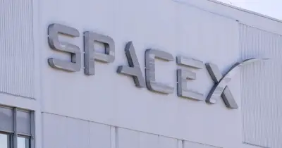 SpaceX firma contrato millonario con Google antes de su salida a bolsa