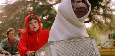 Steven Spielberg revela que E.T. y Elliott nunca se reencontraron