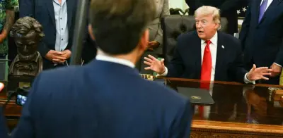 Trump: acuerdo con Irán podría sellarse en horas; culpa a Israel por retraso
