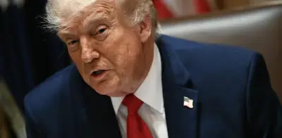 Trump firma orden para que gobierno acceda a modelos de IA antes de su lanzamiento