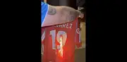 Aficionados del Atlético queman camisetas de Julián Álvarez tras pedir su traspaso