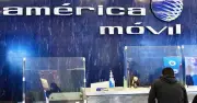 América Móvil anticipa compras de smartphones por escasez de chips