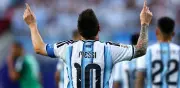 Argentina golea 3-0 a Argelia con hat-trick de Messi, que iguala récord de goles