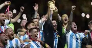 Argentina y Messi llegan a Kansas City para defender el título mundial