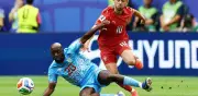 Bernardo Silva reaviva debate sobre tarjeta roja de Messi; Cristiano Ronaldo reclama al árbitro