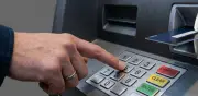 Error al usar cajero: meter tarjeta y teclear NIP sin revisar