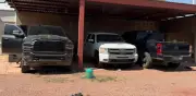 FGR asegura explosivos, armas y autos en cateo en Durango