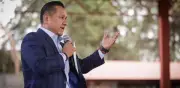 Fiscal de Michoacán pide licencia; apunta a gubernatura en 2027