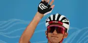 Isaac del Toro avanza dos puestos en la general del Tour Auvergne Rhone-Alpes