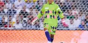 Jorge Campos revive su mítico uniforme de los 90 en viral comercial para el Mundial 2026