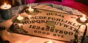 La verdadera historia de la ouija: ¿juego inocente o portal al más allá?