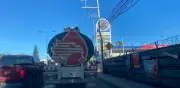 Llevan gasolina a Oaxaca desde Veracruz por rutas alternas ante bloqueo de la CNTE