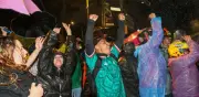 Lluvia no apaga emoción de aficionados por victoria de México ante Chequia
