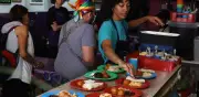 Manos Amigues: 200 mil comidas y apoyo LGBTQ+ en Guerrero