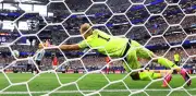 Messi doblete y récord: máximo goleador en Mundiales con 18 tantos