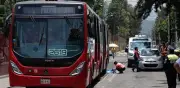 Motociclista muere al chocar contra Metrobús en Xochimilco