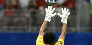 Mundial 2026: Vozinha usa guantes mexicanos Elite Sport, como Courtois
