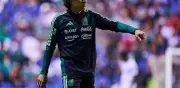Ochoa llega a sexto Mundial: ¿será titular ante la competencia?