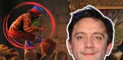 Peeves sí saldrá en ‘Harry Potter’: Peter Serafinowicz será el poltergeist en la serie de HBO