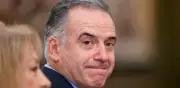 Presidente de Uruguay se disculpa por comprar auto con descuento de 25 mil dólares