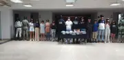 Semar detiene a 12 personas en Jiutepec, Morelos; asegura drogas y arma